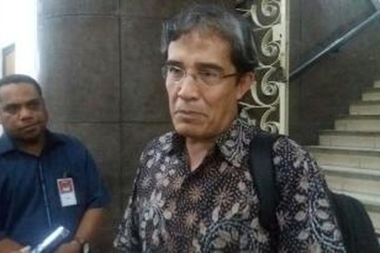Komisioner Komisi Pemilihan Umum, Hadar Nafis Gumay saat ditemui di Kantor KPU Pusat, Jakarta, Senin (23/11/2015)