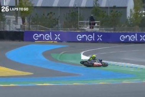 VIDEO - Crash Valentino Rossi pada Awal Balapan MotoGP Perancis 2020