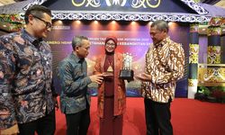 Kembangkan Pasar Uang Valas dan Rupiah, Bank Mandiri Sabet 3 Penghargaan dari Bank Indonesia