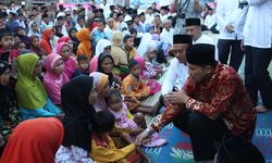 Cerita Bupati Jekek, Lahir dari Keluarga Miskin hingga Wujudkan Cita-cita Turunkan Kemiskinan