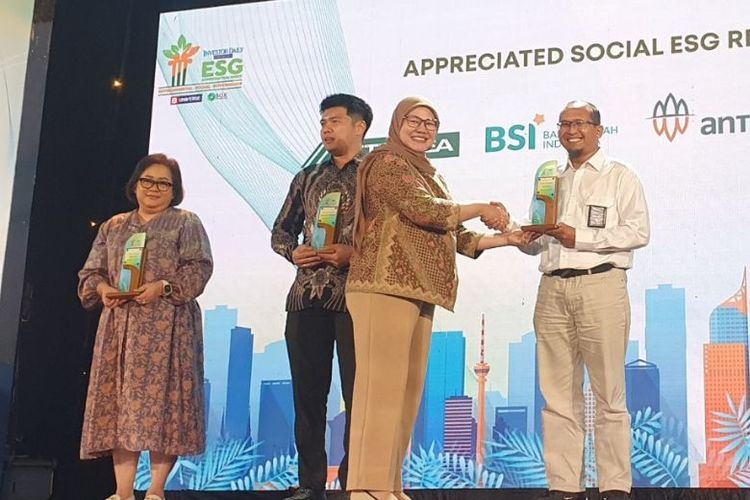 ANTAM meraih penghargaan meraih penghargaan kategori Appreciated Social ESG Report pada ajang Investor Daily ESG Appreciation Night.