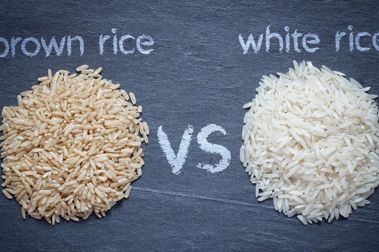 Ilustrasi beras merah vs beras putih