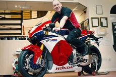Pria Ini Jadi Pemilik Pertama Replika Honda MotoGP