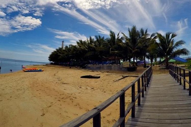 Pulau Beras Basah adalah salah satu destinasi wisata laut paling dekat dari Kota Kota Bontang