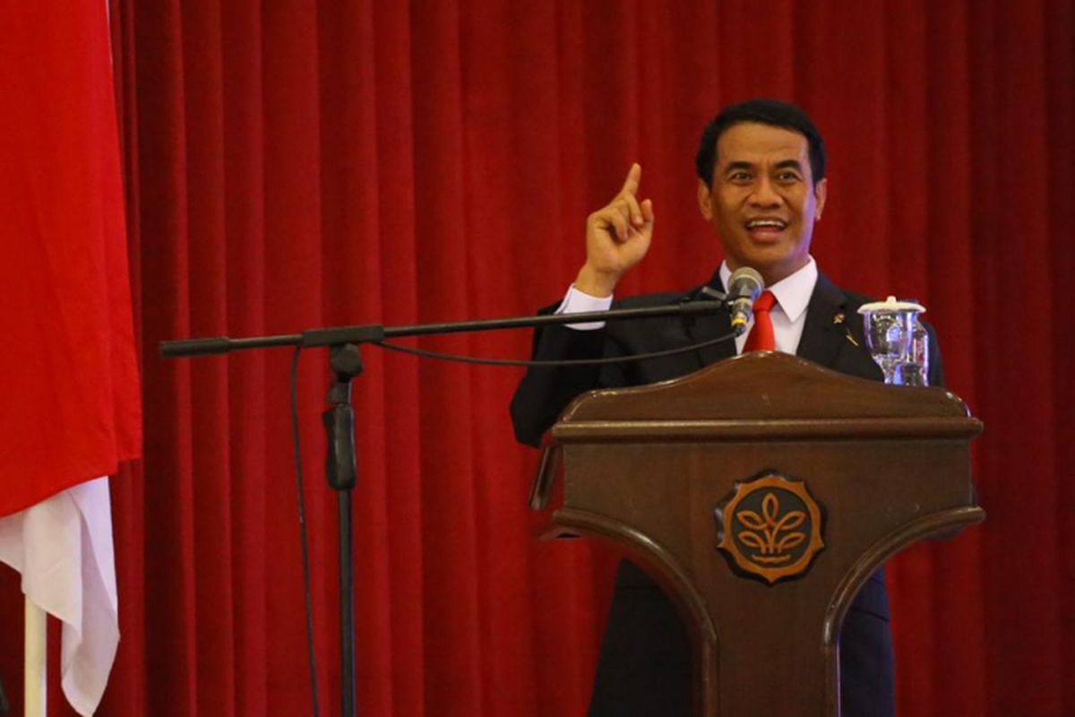 Menteri Pertanian Andi Amran Sulaiman saat memberikan kuliah umum di hadapan Mahasiswa Politeknik Pembangunan Pertanian (Polbangtan) Malang, Kamis (22/11/2018).