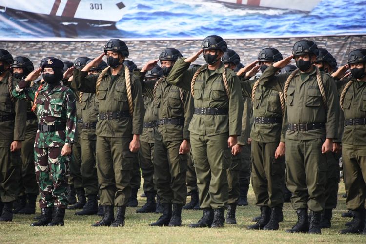 Para personel Bakamla ketika menempuh pelatihan Coast Guard Basic Training (CGBT).