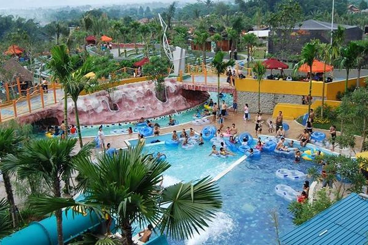 Wahana The Jungle Waterpark, Bogor, Jawa Barat.