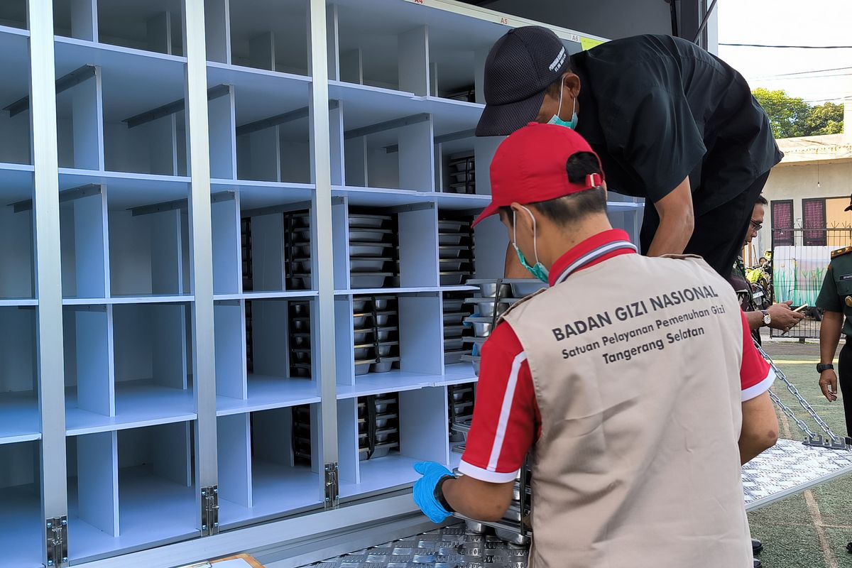 Makan Bergizi Gratis di Tangsel Dikemas Pakai Wadah Stainless Steel