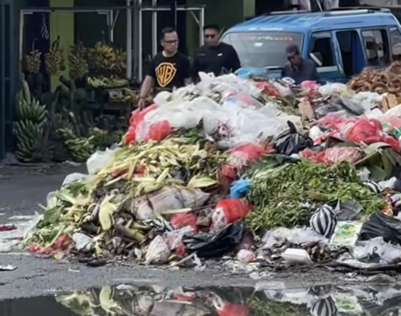 Bima Arya Unggah Video Tumpukan Sampah di Jalan Merdeka Bogor, Pemkot Buka Suara