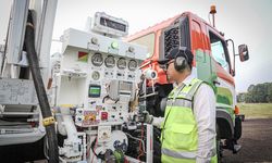 Pengisian Perdana Sustainable Aviation Fuel Pertamina Patra Niaga untuk Penerbangan Komersial