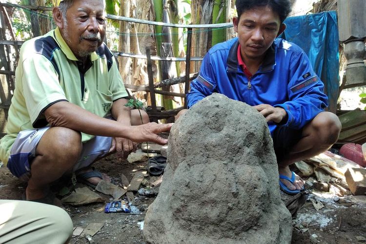 Arca unfinished yang ditemukan di Desa Gondang, Kecamatan Pace, Kabupaten Nganjuk, Senin (14/6/2021).