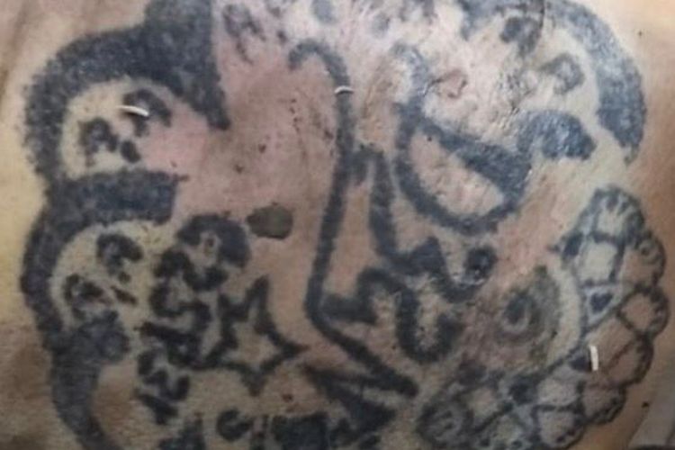 Polres Badung Ungkap Tato di Mayat Pria Tanpa Identitas yang Ditemukan Terkubur di Sawah