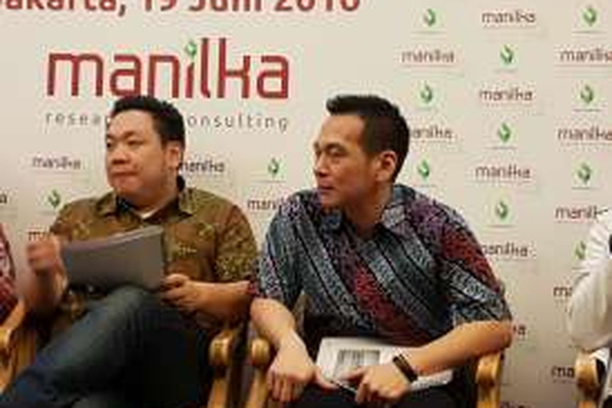 Wakil Sekretaris Jenderal Partai Kebangkitan Bangsa (PKB), Daniel Johan (kanan) di Hotel Cemara, Jakarta Pusat, Minggu (19/6/2016).