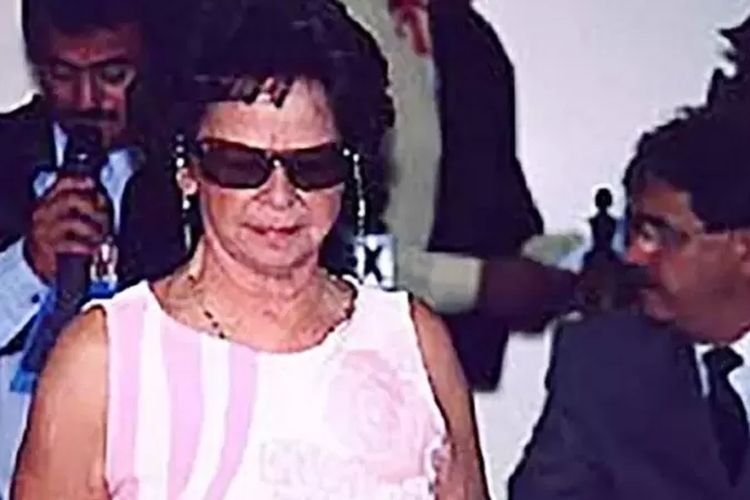 Valentina de Andrade, yang telah meninggal awal tahun ini, adalah kasus langka pemimpin sekte perempuan.