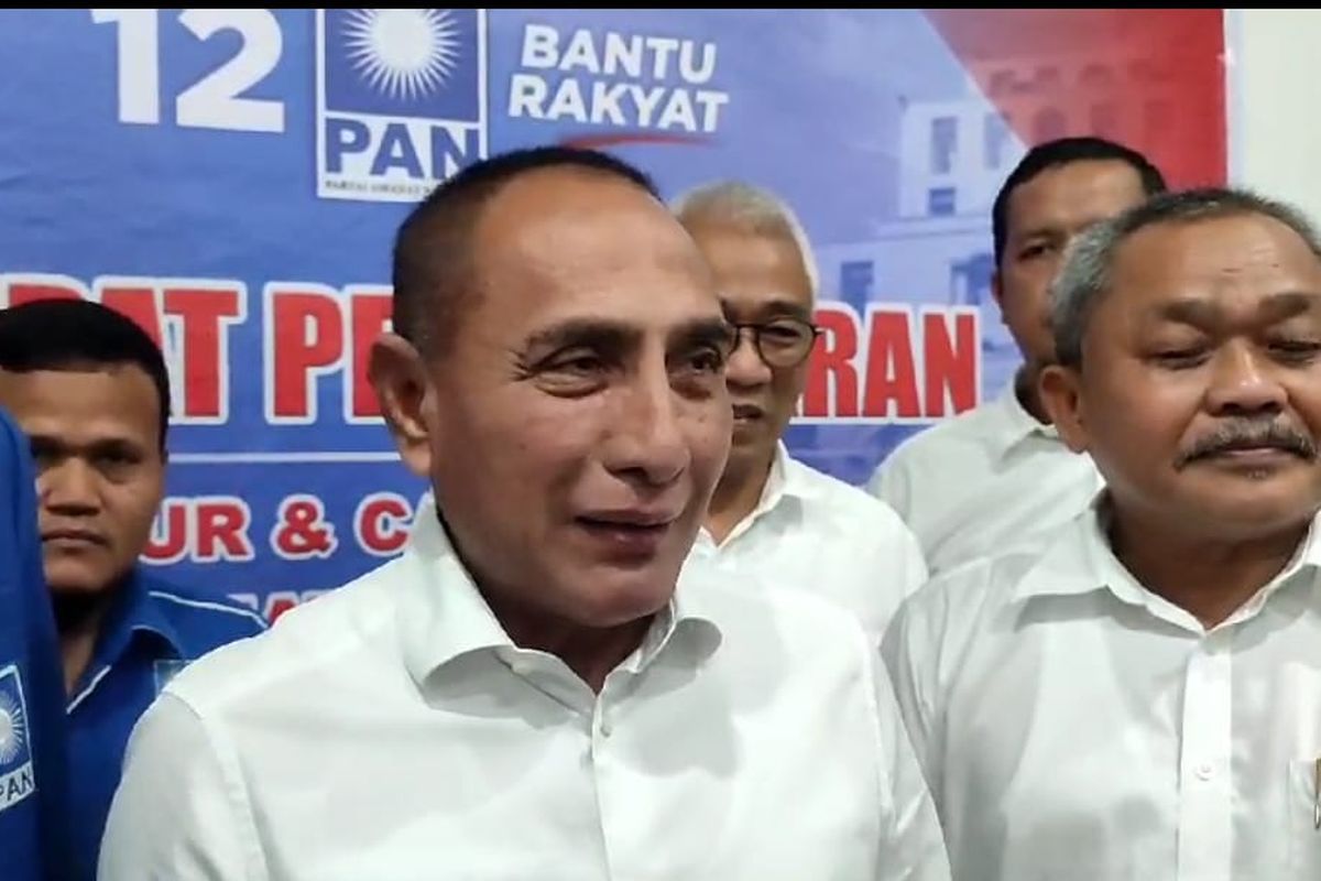 Mantan Gubernur Sumut Edy Rahmayadi saat mendaftar Pilkada Sumut di DPW PAN Sumut, Kamis (16/5/2024)