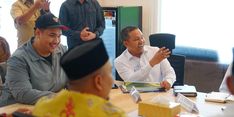 Kembangkan Stadion Utama Riau, Gubernur Abdul Wahid Lobi Menpora untuk Dibuatkan Desainnya