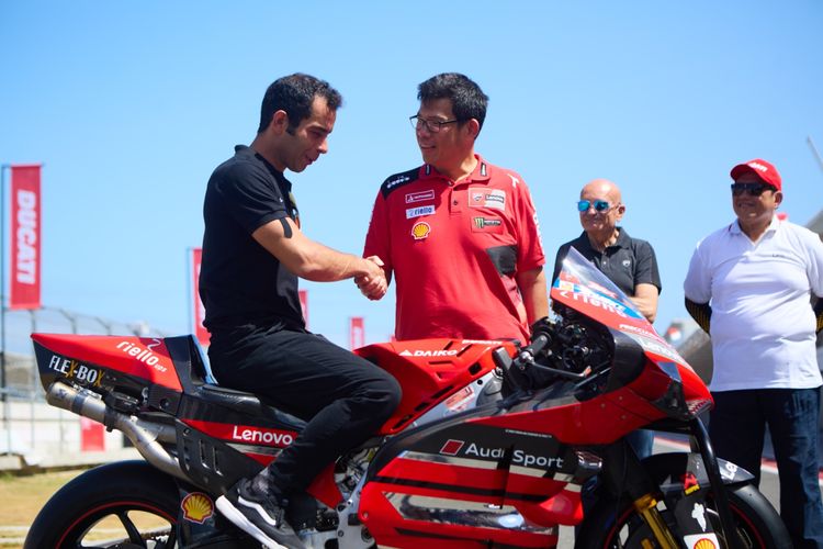 Ducati Riding Experience (DRE) Holiday di Sirkuit Mandalika