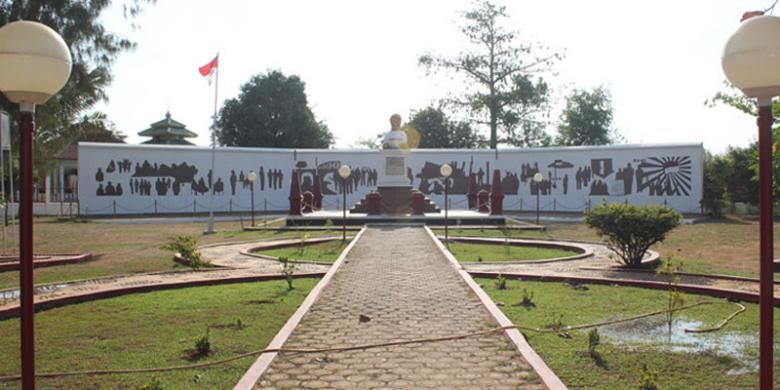 Monumen kebulatan tekad di Rengasdengklok, Karawang, Jawa Barat.