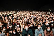 Konser "Live" di Barcelona Dihadiri Sekitar 5.000 Orang Tanpa Jarak Sosial