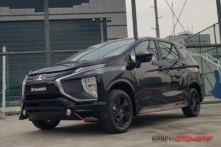 Mitsubishi Xpander Black Edition