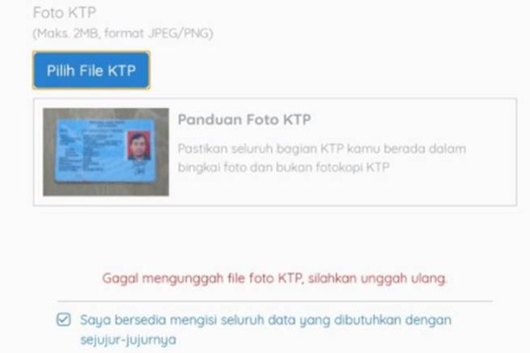 Tangkapan layar keluhan warganet karena selalu gagal mengunggah foto KTP di laman Prakerja.