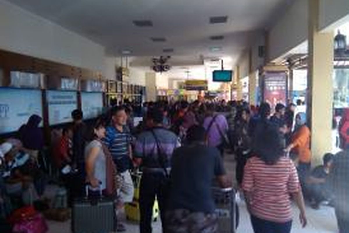 H 4 penumpang di Bandara Adi Sutcipto yogyakarta meningkat 7 persen