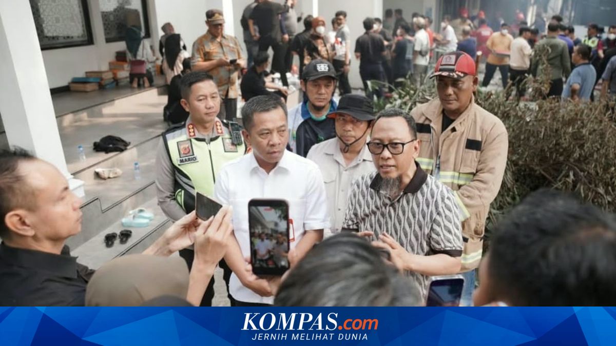 Kantor BPN Karawang Terbakar, Layanan Pertanahan Dipindah ke Islamic Center