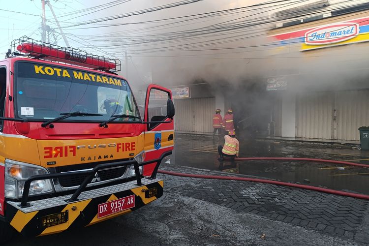 Kebakaran Indomaret di Mataram, Warga Mendengar Suara Ledakan