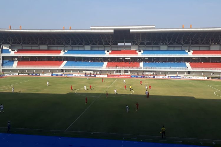 Timnas U-19 Indonesia beruji coba melawan timnas U-19 Iran di Stadion Mandala Krida, Rabu (11/10/2019). 