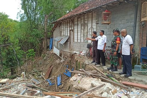 Tangani Longsor di Sepanjang Sungai Lusi Blora, Warga Diajak Gotong Royong