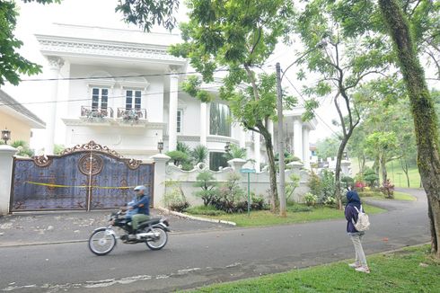Mewahnya Rumah Bos First Travel di Bogor