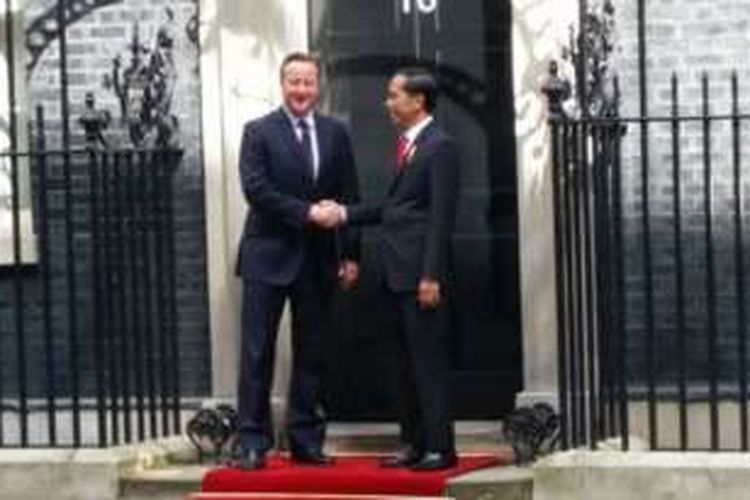 Presiden Joko Widodo diterima oleh PM Inggris, David Cameron, di Downing Street, London. 