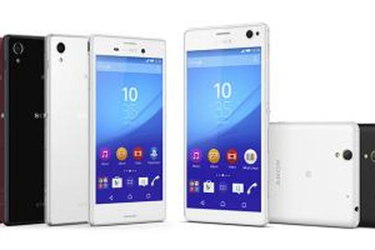 Sony Xperia M4 Aqua (kanan) dan Xperia C4