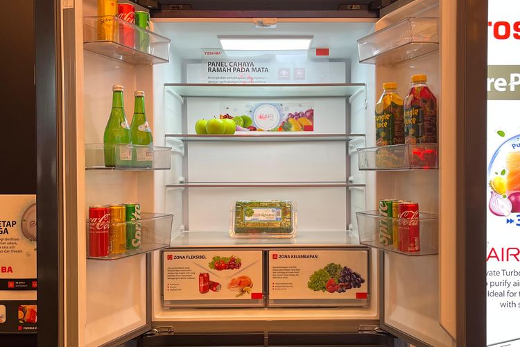 Ilustrasi kulkas dari multidoor atau empat pintu terbaru dari Toshiba.