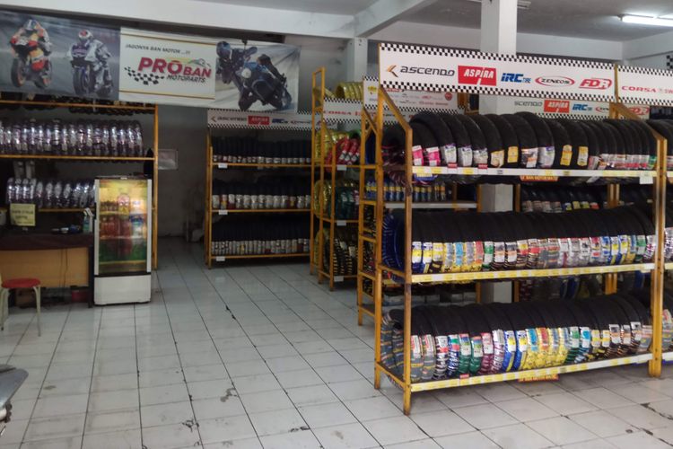 Bengkel Proban Motoparts Duren Sawit, Jakarta Timur, Jumat (3/11/2017).