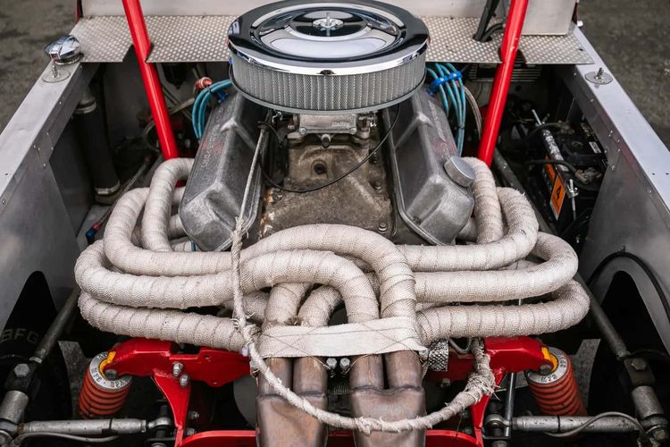 Modifikasi Mini dijejali mesin Ford V8 berkapasitas 5.0 L