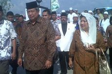 Di Demak, SBY Mampir Shalat di Masjid Agung