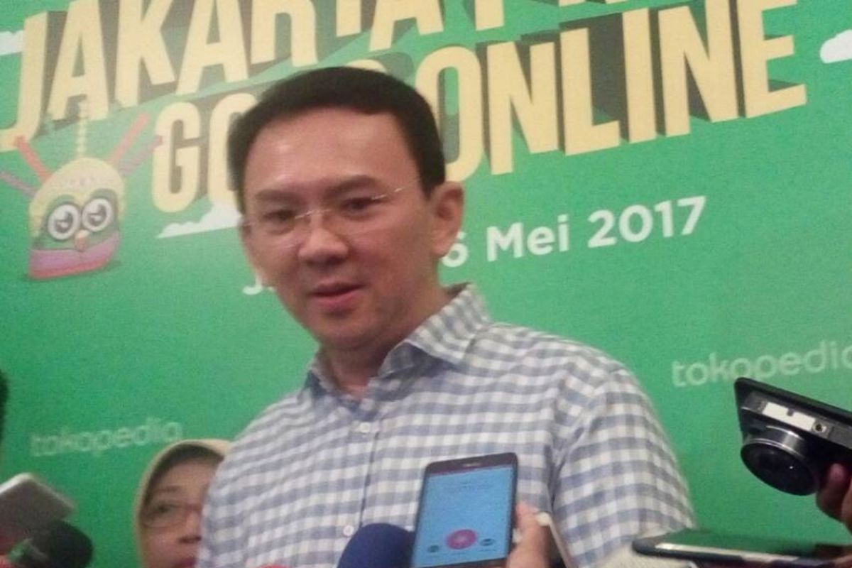 Gubernur DKI Jakarta Basuki Ahok Tjahaja Purnama saat ditemui di Balai Kota, Sabtu (6/5/2017).