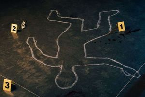 Seorang Pria Tewas Usai Jatuh di PIM 2, Diduga Bunuh Diri