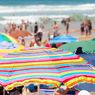 Payung Pantai Tak Efektif Lindungi Kulit dari Sinar Matahari