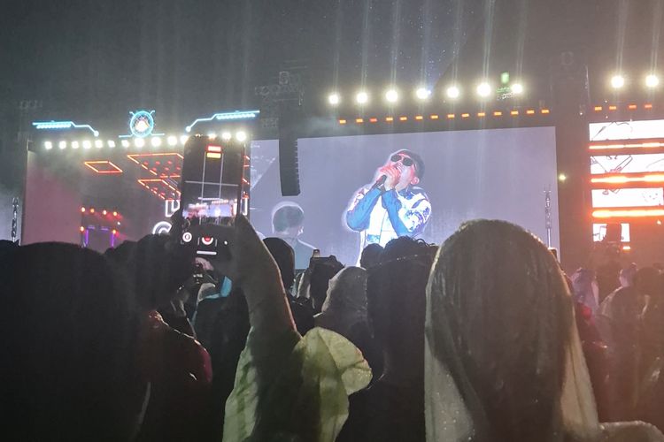 Lirik Emosional Lagu Pop Jawa Bikin Gen Z Jakarta Tak Malu Joget Koplo