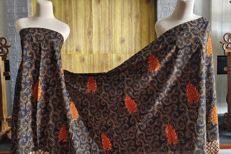 Contoh batik motif Gringsing Dahanapura khas Kabupaten Kediri.