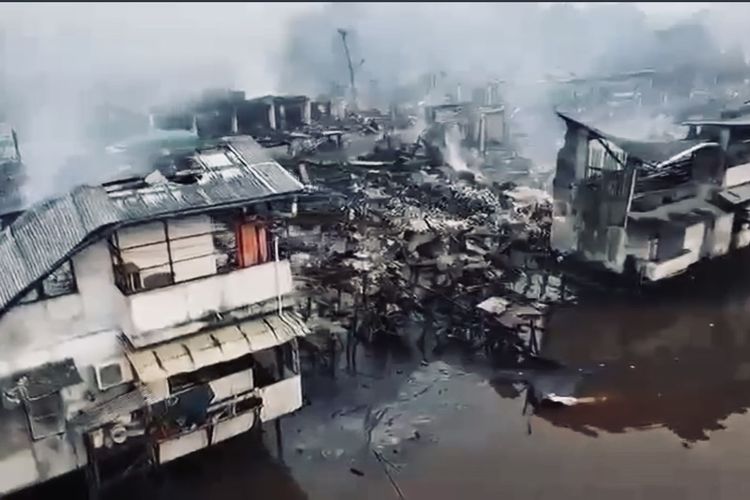 Dua Kebakaran Landa Kalbar dalam Semalam, Puluhan Bangunan di Sungai Duri dan Sekadau Ludes Terbakar