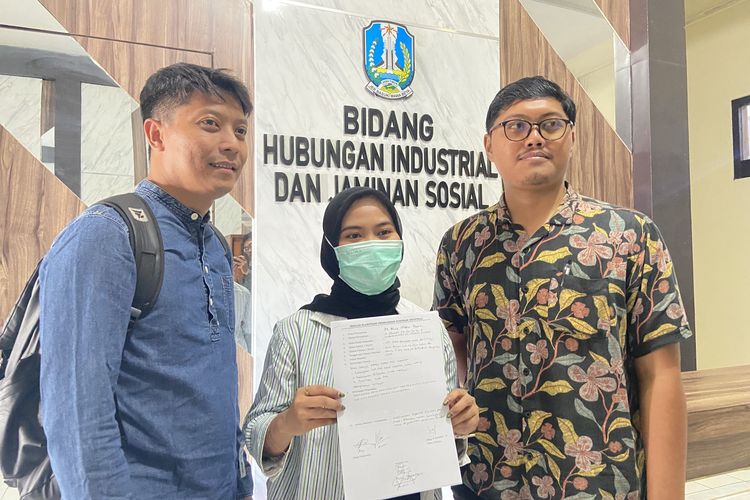 Kena PHK, Karyawan Distributor Vivo di Surabaya Mengadu ke Disnakertrans Jatim