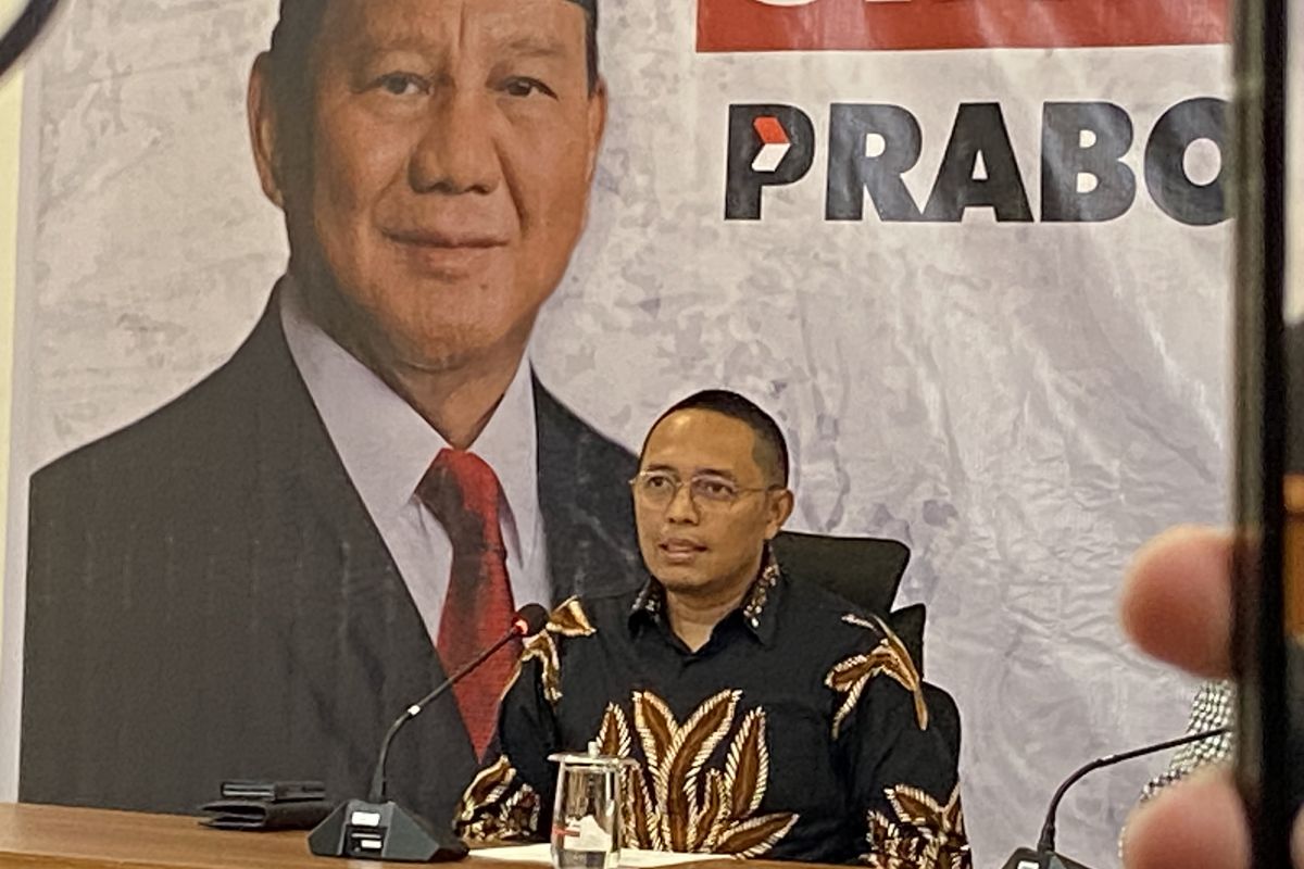 Pertimbangan Prabowo yang Buat Hasan Nasbi Batal Mundur dari PCO