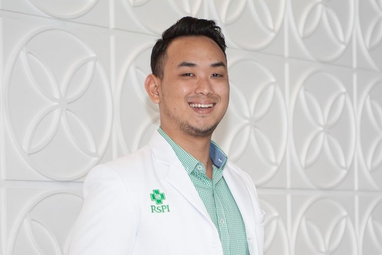 Dr.Hastomo Prabowo MARS dari RS Pondok Indah, Pondok Indah Jakarta.