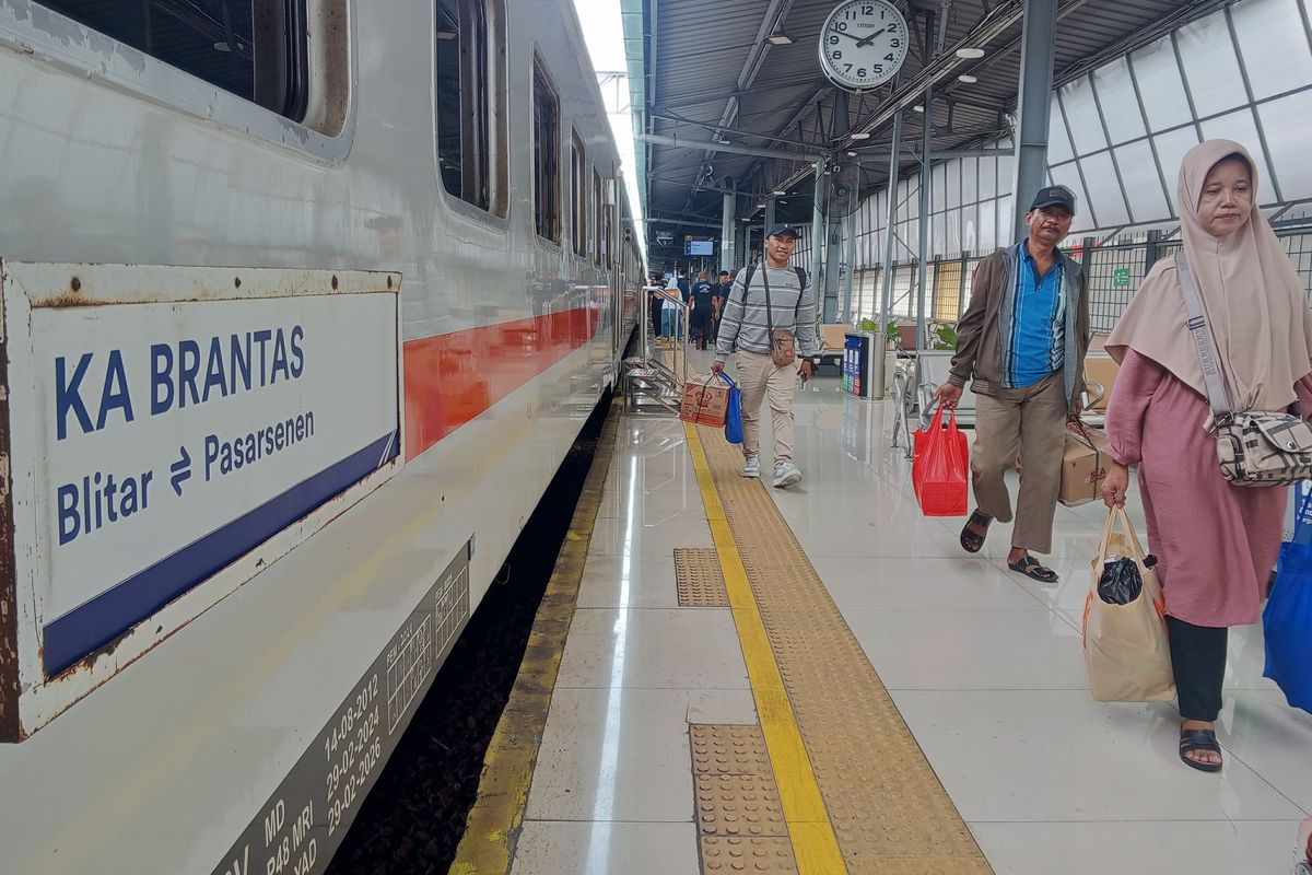 Seiring dengan diberlakukannya kebijakan WFA, pergerakan mudik menjadi lebih terdistribusi. Pemudik dapat memilih waktu perjalanan yang lebih fleksibel, sehingga kepadatan tidak hanya terjadi di satu atau dua hari tertentu.
