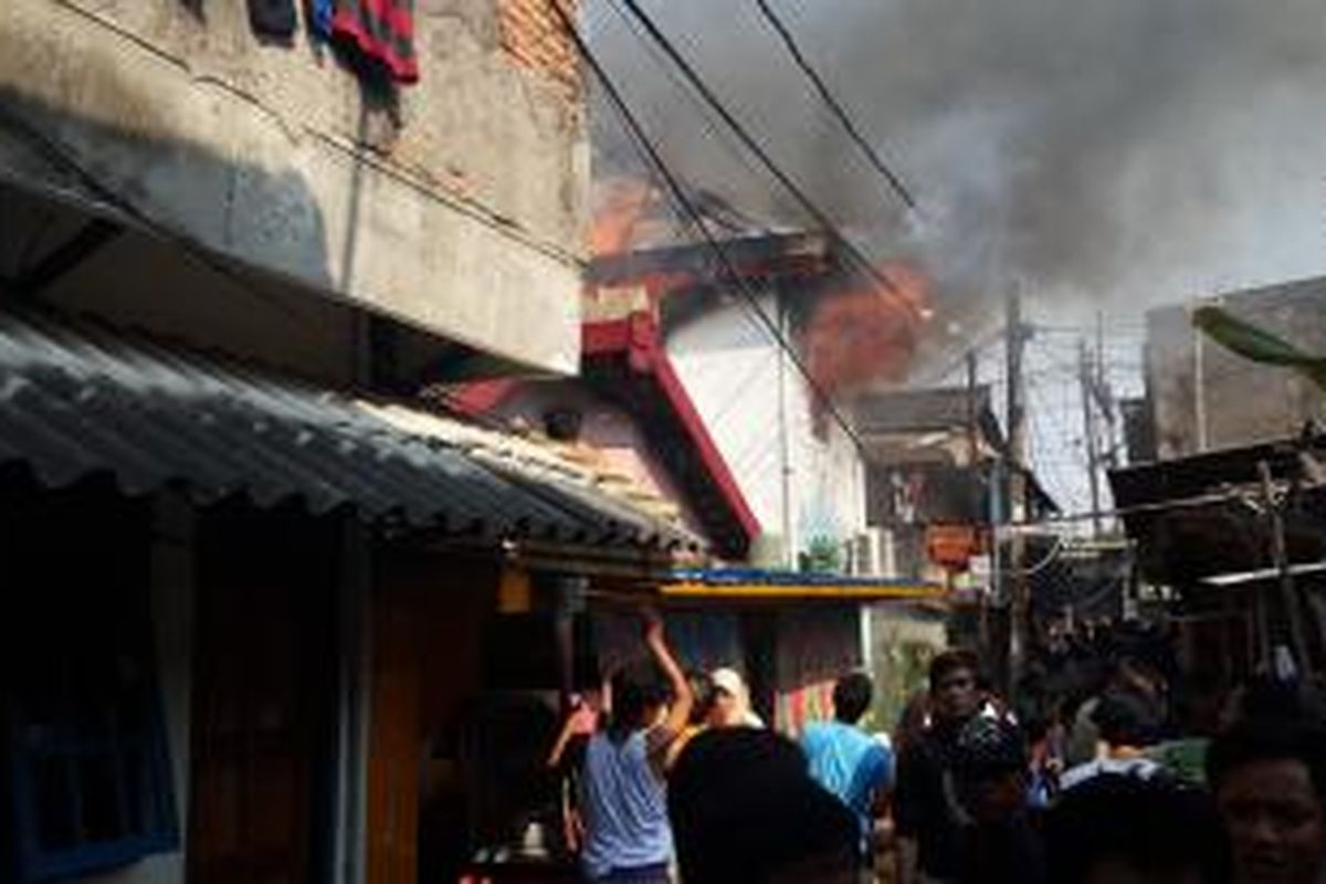 Kebakaran Kampung Bahari, Jakarta Utara, Senin (30/3/2015)