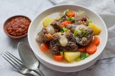 Resep Sop Buntut Sapi Bening, Bisa Masak Tanpa Presto