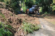 7 Tiang Listrik di Kulon Progo Patah karena Longsor, 1 Dusun Gelap Sejak Jumat